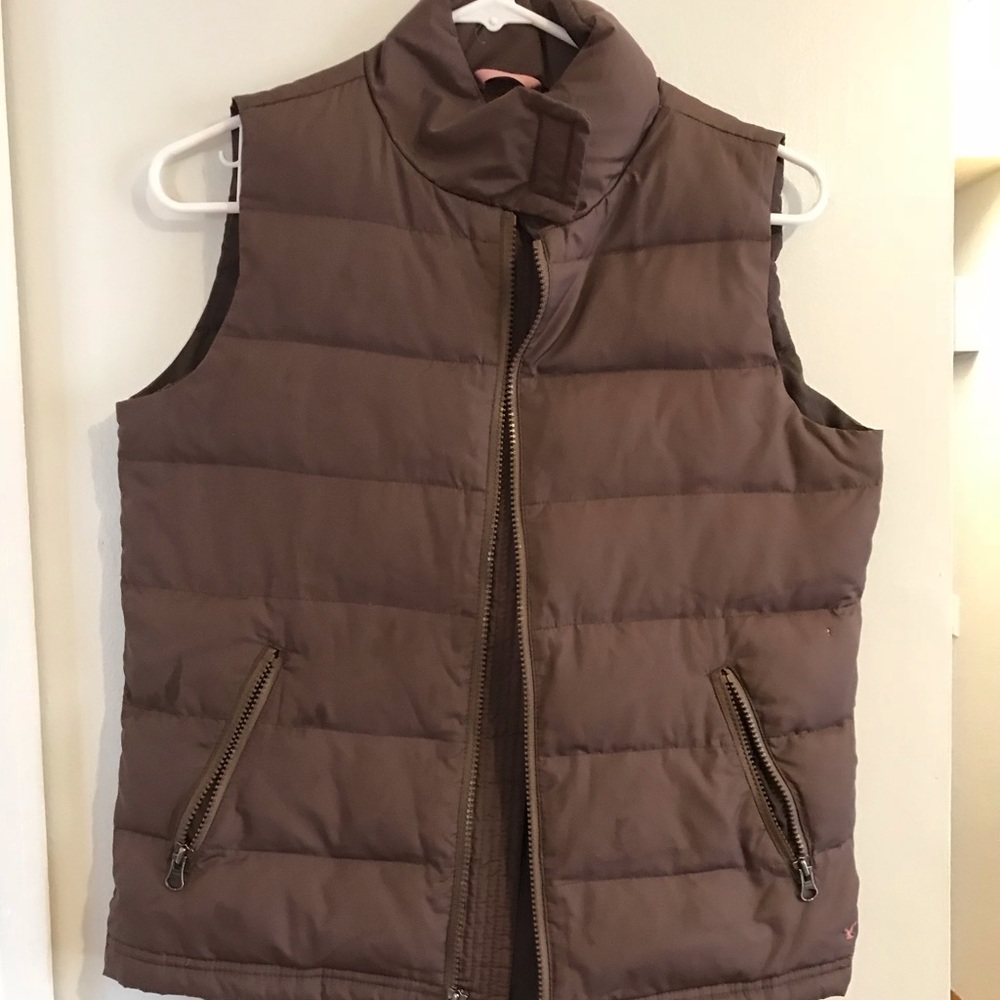American Eagle Outfitters - Women’s puffer vest